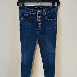 Veronica Beard Debbie 10" Skinny Jeans